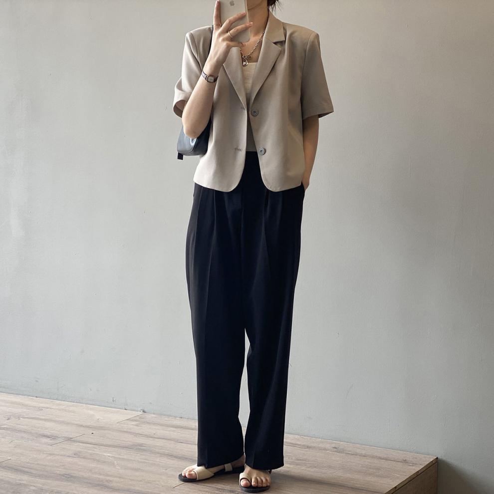 Fashion Short-Sleeve Blazer for Women 2025 Summer Thin Korean Version New Drapey Short Casual Blazer Top