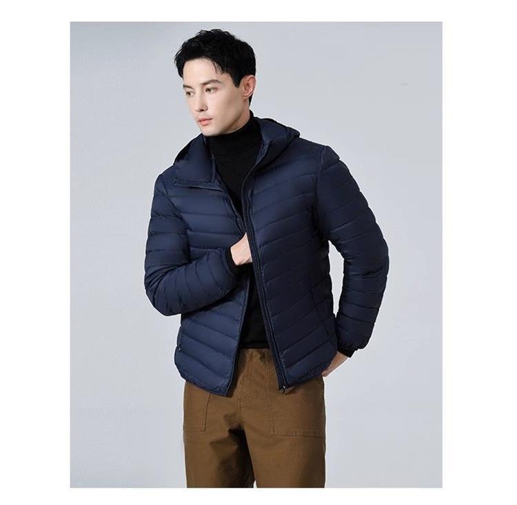 2024 New Style Lightweight Cotton Western Style Clothing Men's Short Lightweight Anti-Season Light Warm Jacket Fashionable Stitching