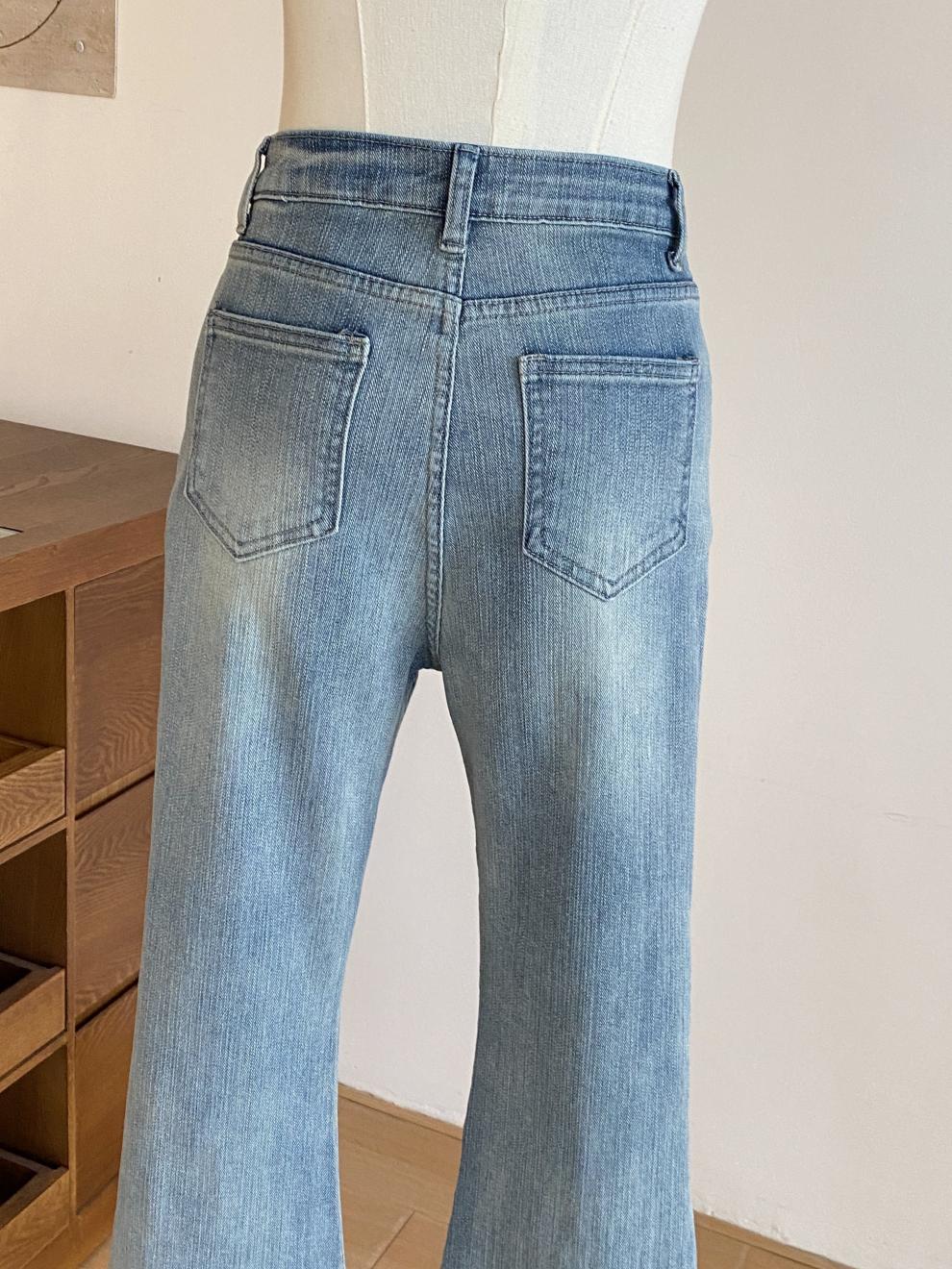 Korean 2025 Autumn New Women's Ins Blogger's Own Hip-Enhancing Slimming Look Bootcut Jeans Retro Slim Pants