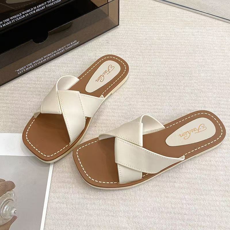 Slippers Women's Summer Internet Popular Cross-border Foreign Trade New Style Slippers for Outer Wear Fashionable All-match One-word Slippers Flat Beach Sandals
