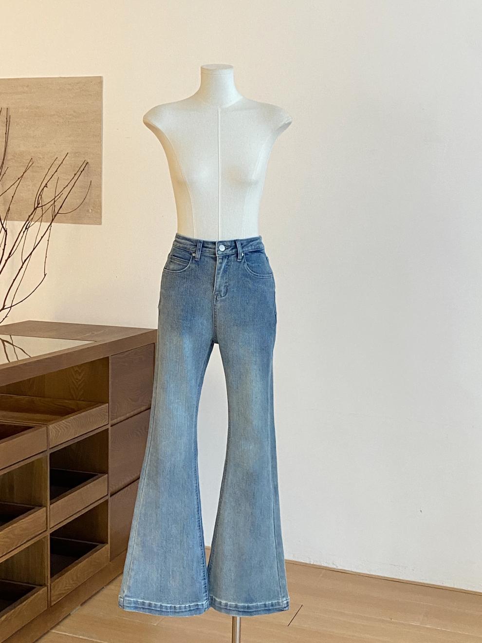 Korean 2025 Autumn New Women's Ins Blogger's Own Hip-Enhancing Slimming Look Bootcut Jeans Retro Slim Pants