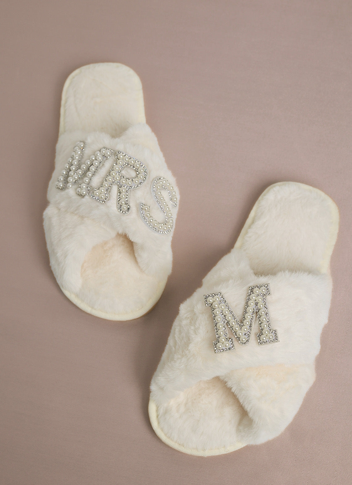 Cross-Border Popular Pearl Letters Bride Bridal Cross Fur Slippers Bachelor Party Wedding Plush Slippers for Women