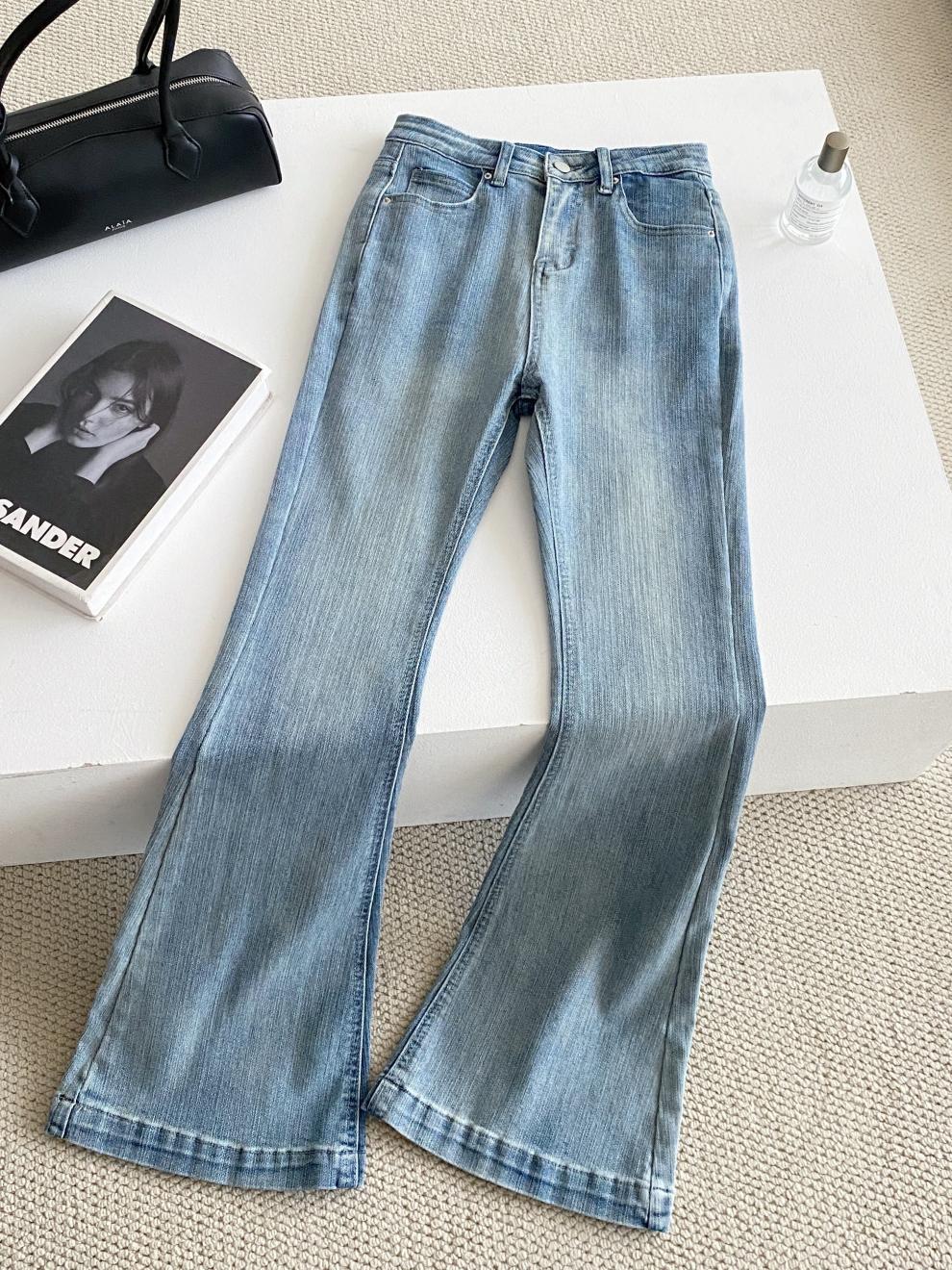 Korean 2025 Autumn New Women's Ins Blogger's Own Hip-Enhancing Slimming Look Bootcut Jeans Retro Slim Pants