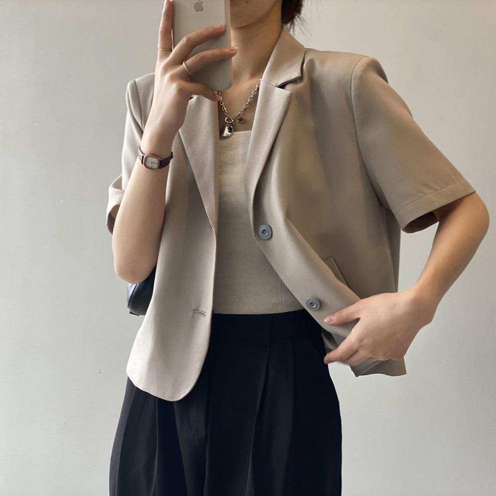 Fashion Short-Sleeve Blazer for Women 2025 Summer Thin Korean Version New Drapey Short Casual Blazer Top