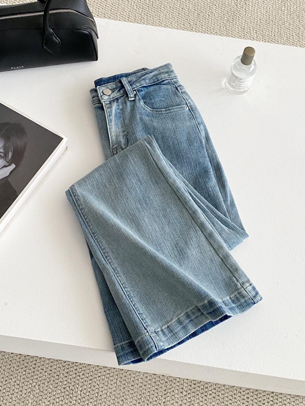 Korean 2025 Autumn New Women's Ins Blogger's Own Hip-Enhancing Slimming Look Bootcut Jeans Retro Slim Pants