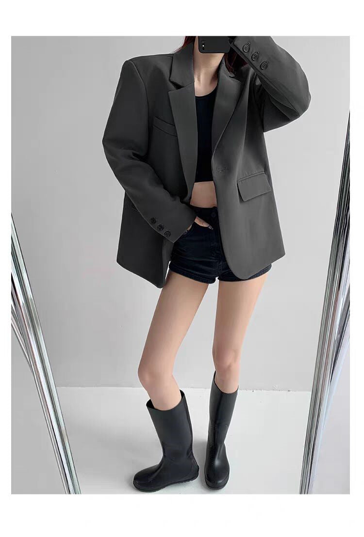 Light Luxury Small Suit for Women, 2026 Spring New Style, Gray Commuter Suit, Niche Design, Elegant Jacket