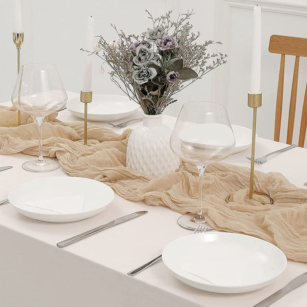 Cross-border foreign trade wholesale Bali yarn wrinkled table flag twist table flag tablecloth wedding party decoration wrinkled table flag