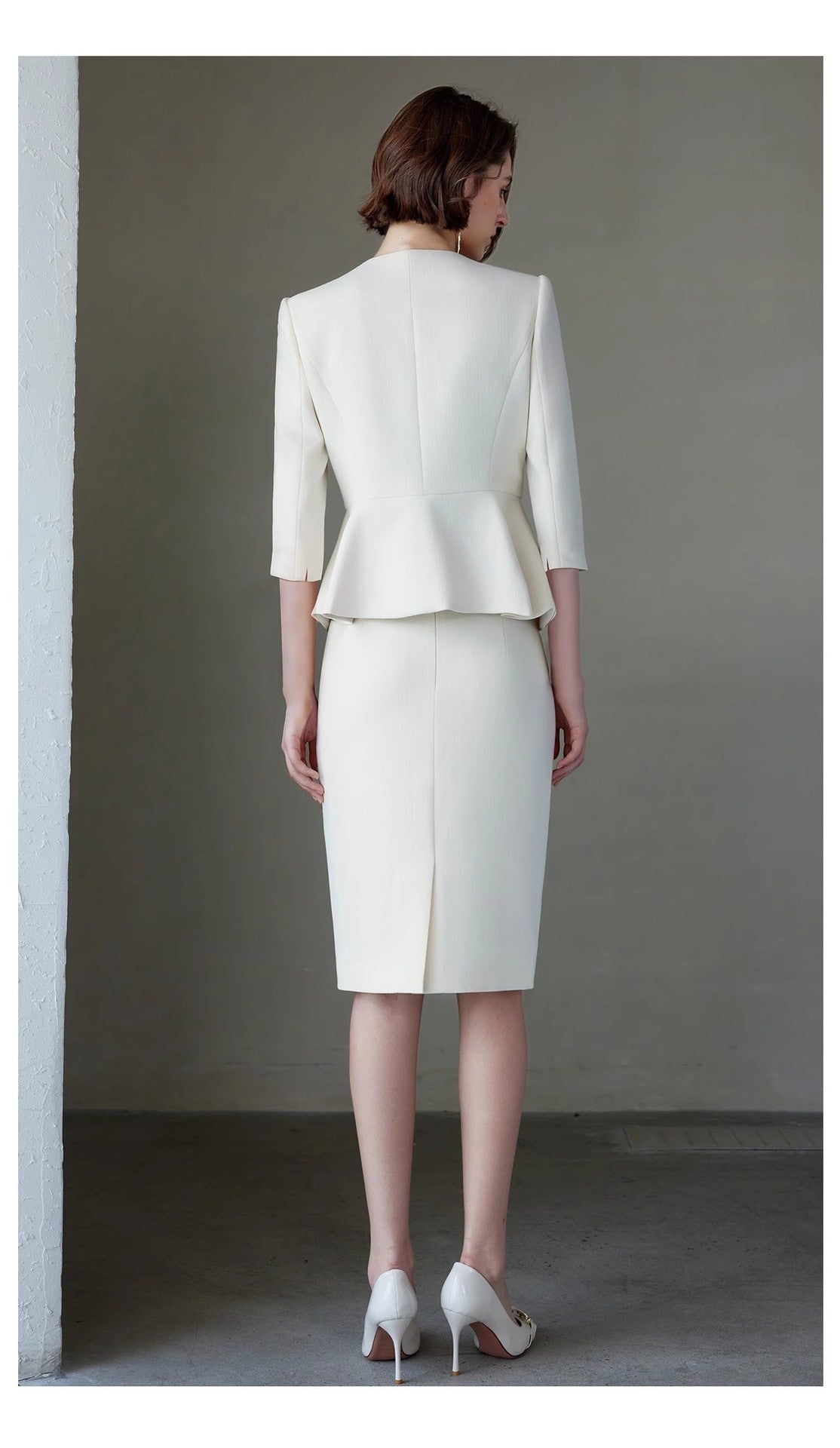 Ad Spring/Summer 2026 New Women's Suit Set, Elegant White Three-Quarter Sleeve Business Attire, Chanel-Style Two-Piece Set