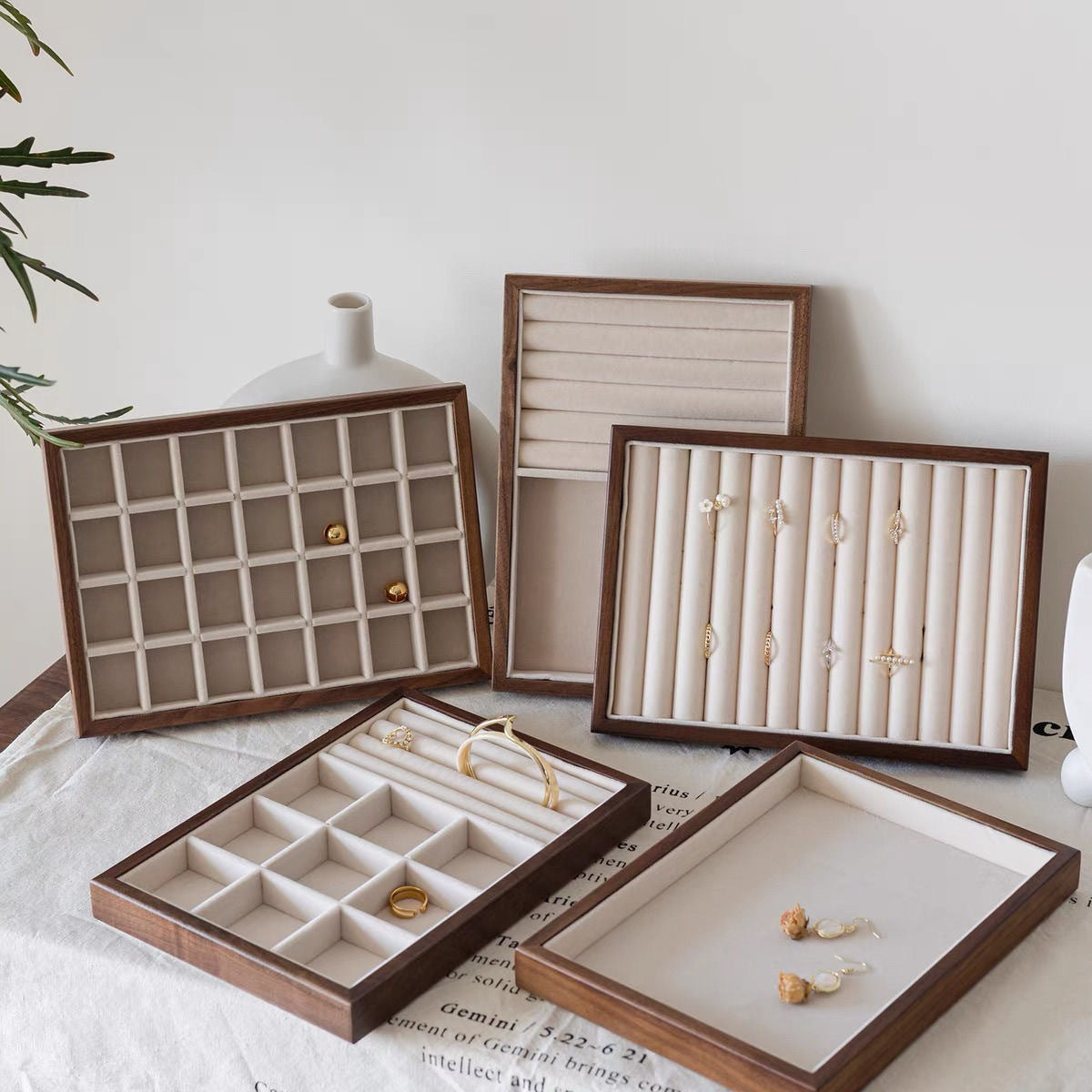 Walnut Jewelry Tray Counter Jewelry Storage Large Capacity Ring Tray Earring Tray Necklace Jewelry Box Jewelry