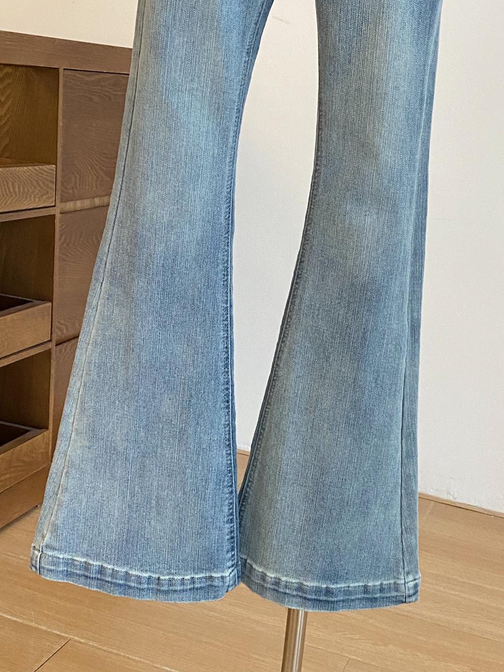 Korean 2025 Autumn New Women's Ins Blogger's Own Hip-Enhancing Slimming Look Bootcut Jeans Retro Slim Pants