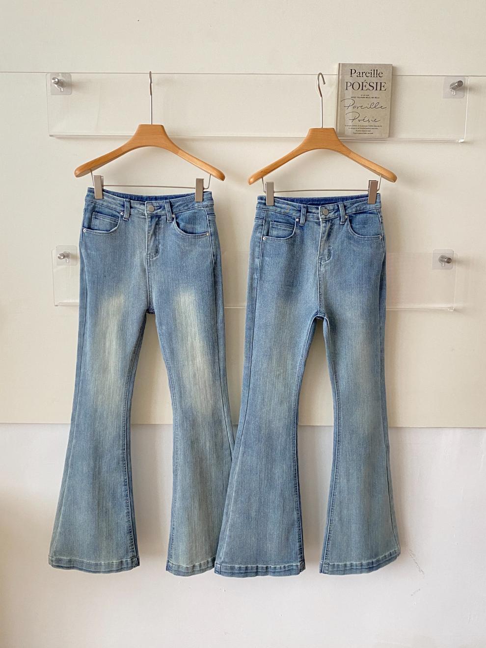 Korean 2025 Autumn New Women's Ins Blogger's Own Hip-Enhancing Slimming Look Bootcut Jeans Retro Slim Pants