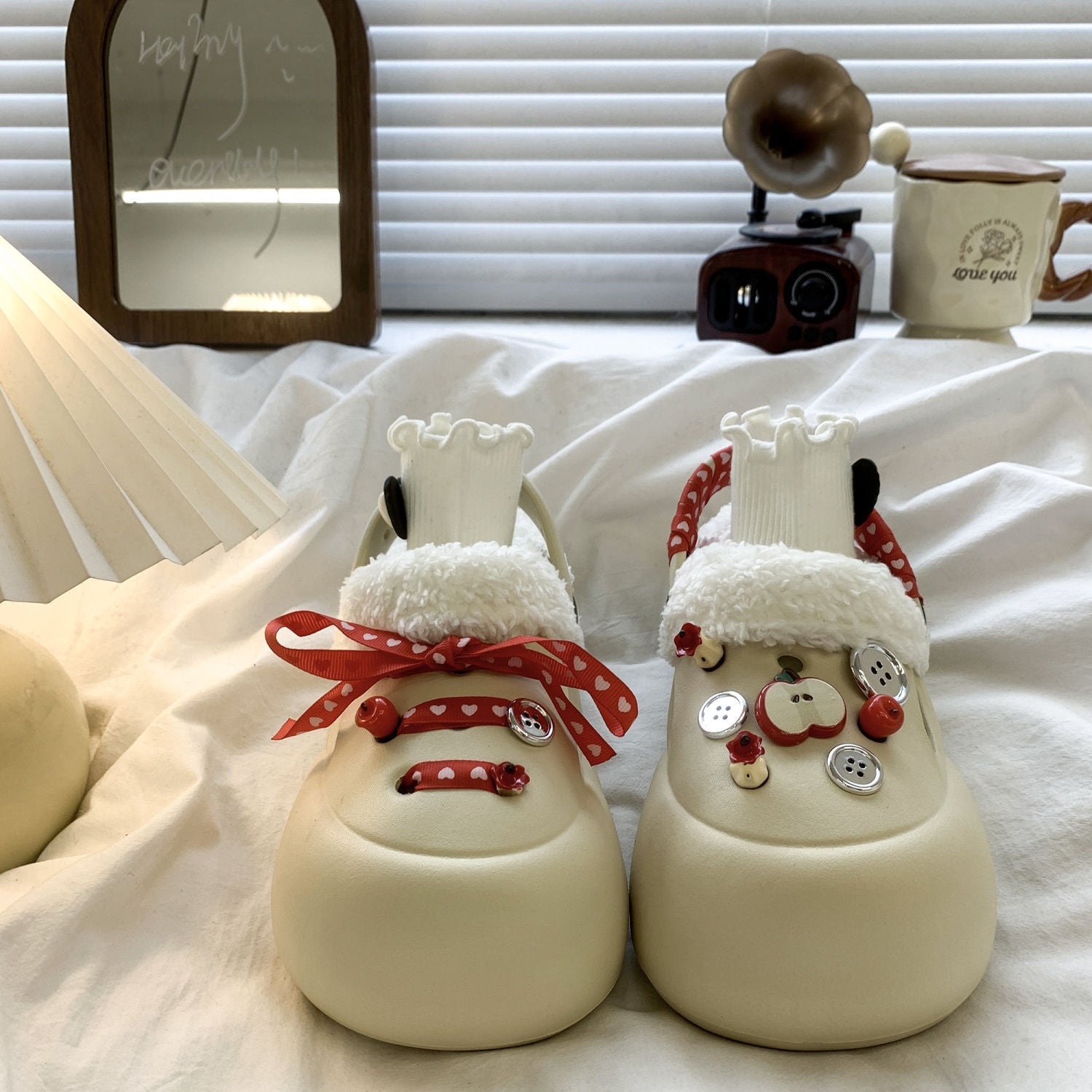 Fleece-Lined Thick-Soled Clogs for Women, 2026 New Autumn and Winter Style, Dual-Use for Outdoor and Indoor, Non-Slip, Warm, Closed-Toe Cotton Slippers