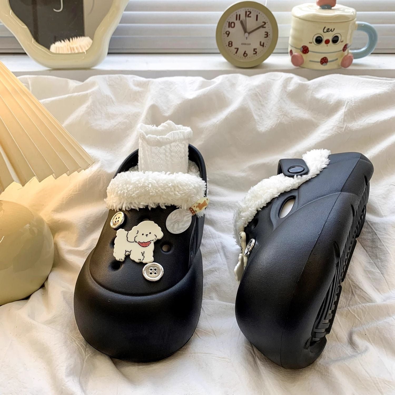 Cartoon Cute Plush-Lined Clogs for Women 2026 New Autumn and Winter Outdoor Warm Thick-Soled Closed-Toe Half Slippers Cotton Shoes