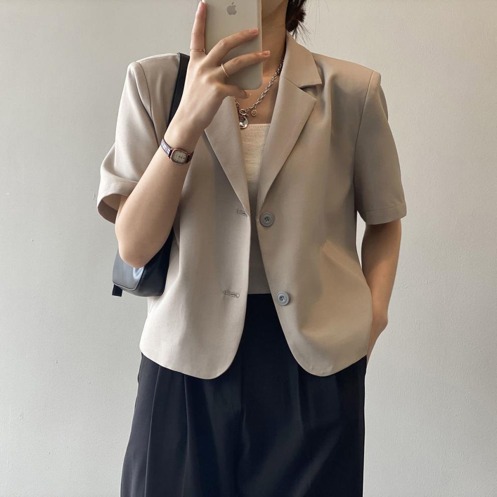Fashion Short-Sleeve Blazer for Women 2025 Summer Thin Korean Version New Drapey Short Casual Blazer Top