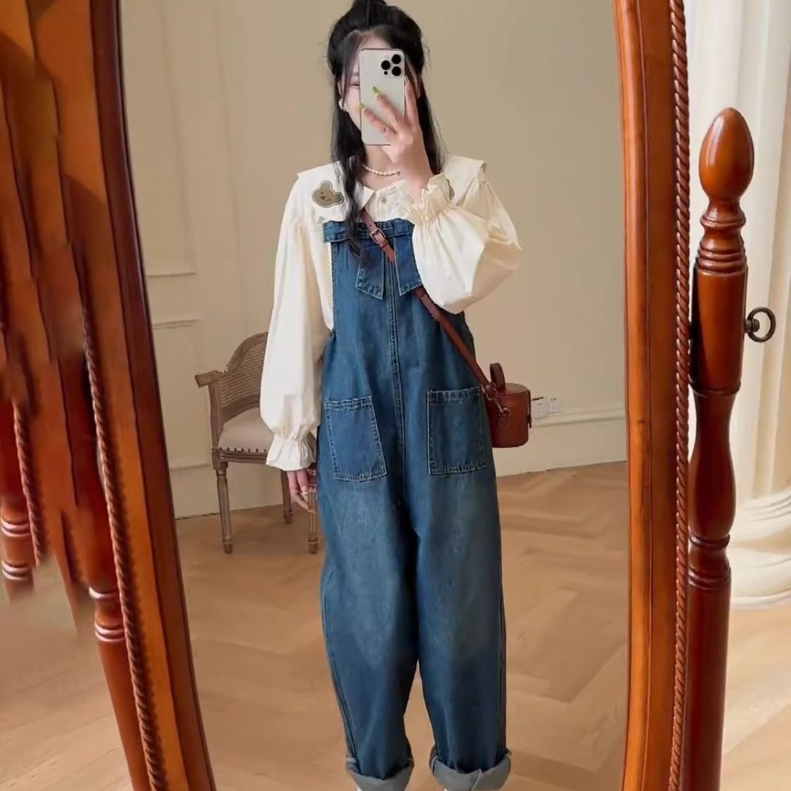 Overalls Suit, a Complete Set of New Autumn Fashion Design Doll Collar Denim Overalls Two-Piece Set
