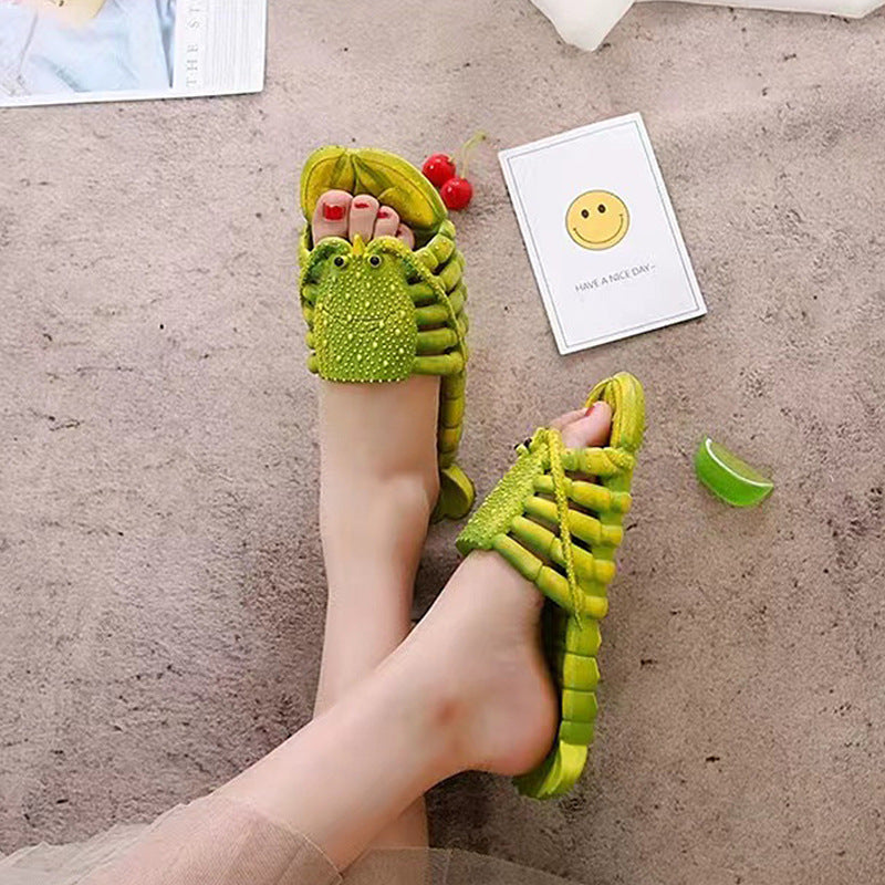 2025 New Personalized Slippers Summer Men and Women Couple Sandals Cartoon Crayfish Slippers Funny Beach Slippers