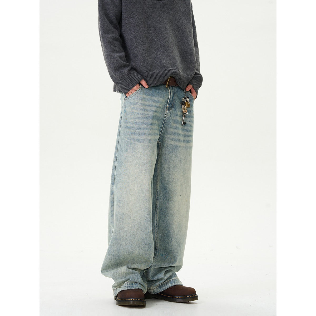 Trendy New American High Street Straight Loose Retro Jeans for Men, Stylish and High-End Street Pants for Couples