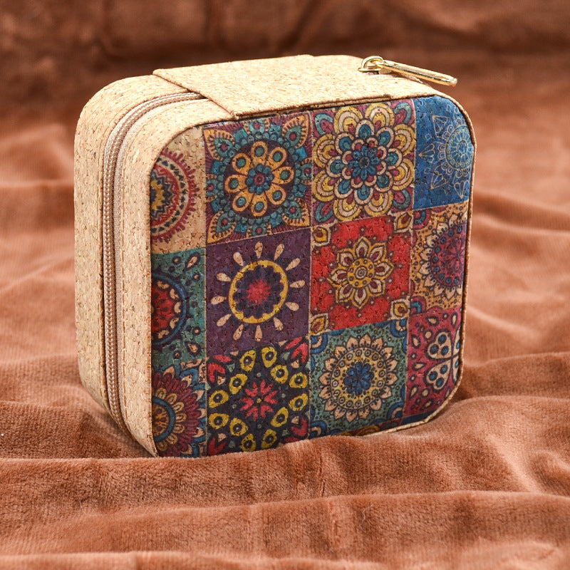 Retro Style Imitation Pu Leather Square Sewing Box Household Sewing and Mending Needle and Thread Set Portable Daily Essential Sewing Kit