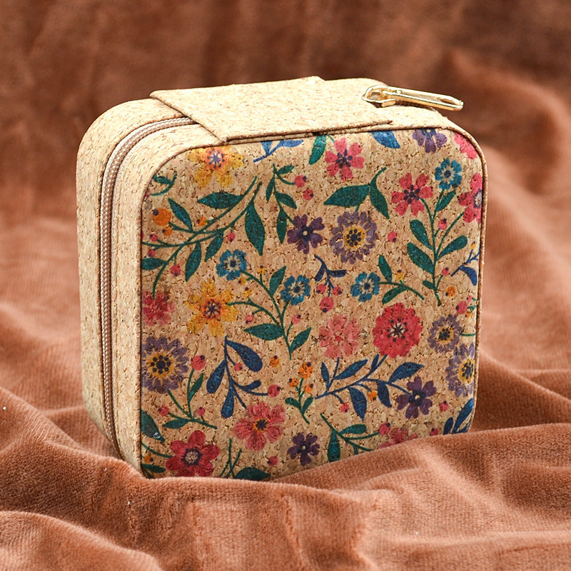 Retro Style Imitation Pu Leather Square Sewing Box Household Sewing and Mending Needle and Thread Set Portable Daily Essential Sewing Kit