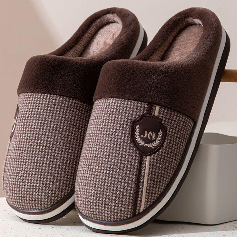 Winter plus size Men's Cotton Slippers Thickened Indoor and Outdoor Wear Non-slip Thick Bottom Warm Home Use Men's and Women's Cotton Slippers Day