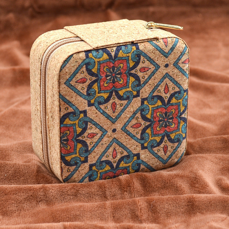 Retro Style Imitation Pu Leather Square Sewing Box Household Sewing and Mending Needle and Thread Set Portable Daily Essential Sewing Kit