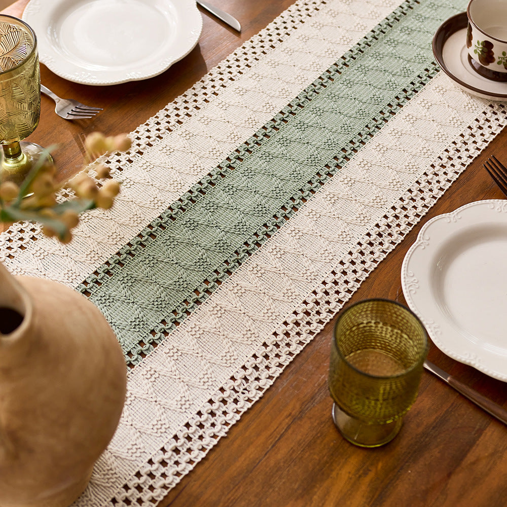 Cross-Border American New Table Flag Cotton and Linen Color Matching Knotted Hollow Tassel Table Decoration Dining Table Coffee Table Shoe Cabinet Table Towel