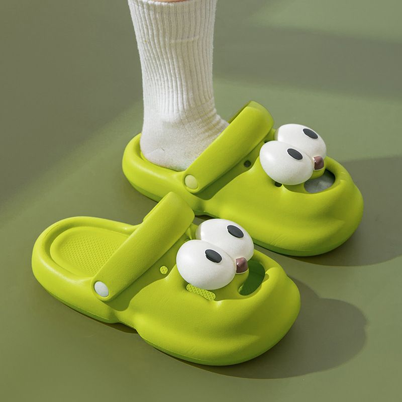Summer explosion three-dimensional creative cute eyes dog sandals non-slip wear-resistant EVA home outdoor two-wear sandals