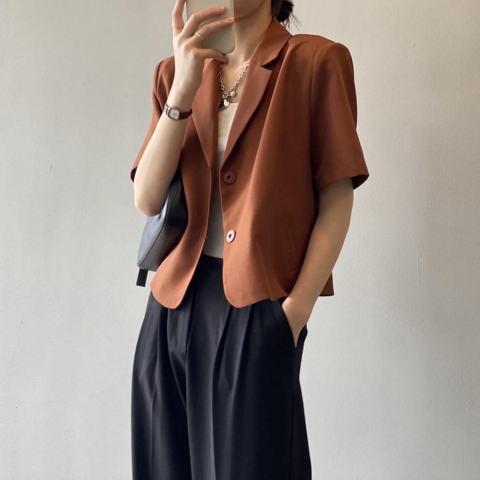 Fashion Short-Sleeve Blazer for Women 2025 Summer Thin Korean Version New Drapey Short Casual Blazer Top