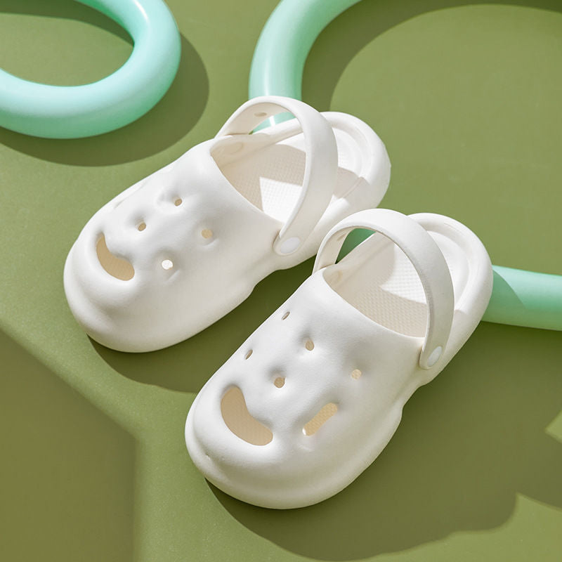 Summer explosion three-dimensional creative cute eyes dog sandals non-slip wear-resistant EVA home outdoor two-wear sandals