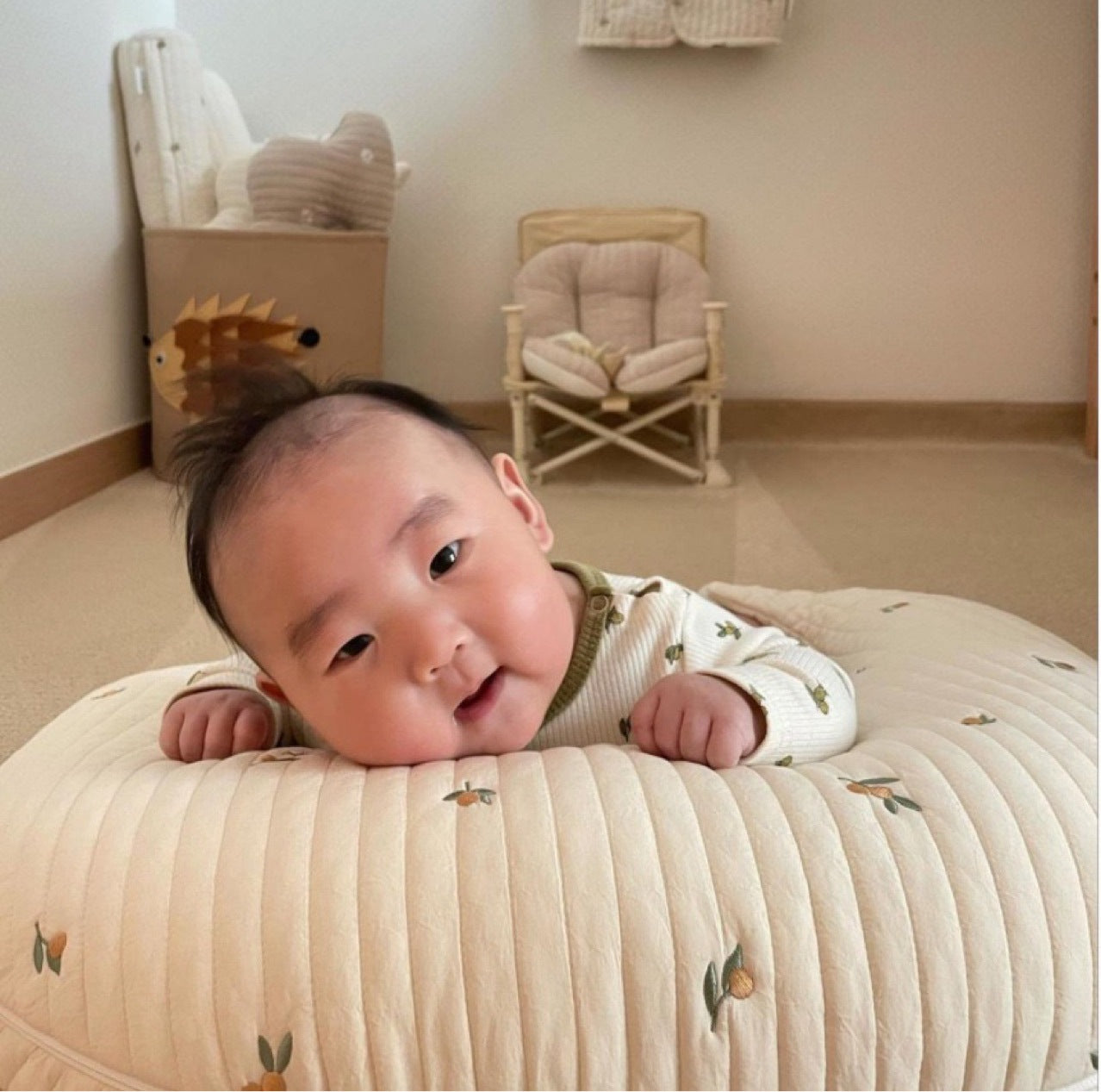 South Korea ins moon baby soothing pillow baby sleeping pillow side sleeping pillow safety artifact anti-startling