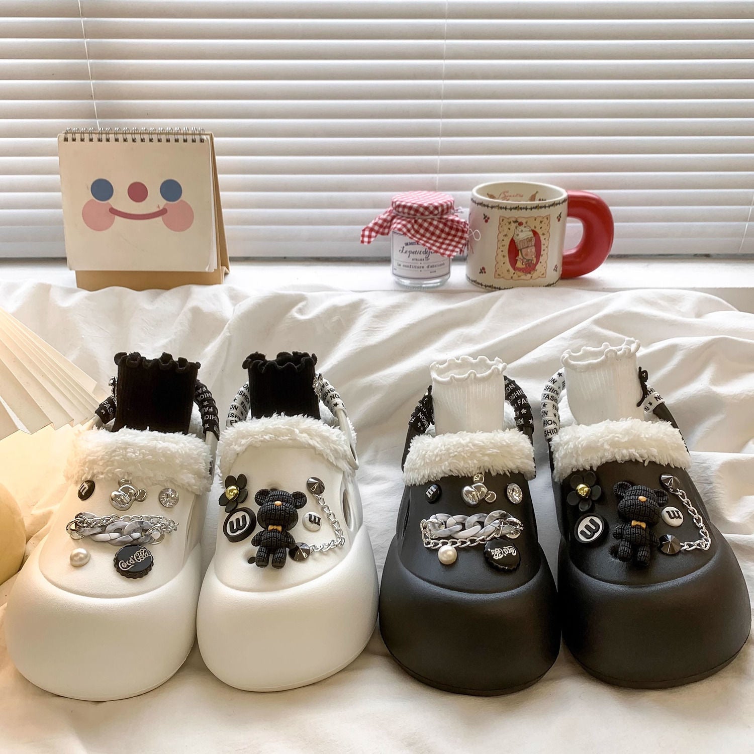 Trendy Bear Fashionable Outdoor Cute Cartoon Fleece-Lined Clog Shoes for Women, Warm Thick-Soled Height-Increasing Shoes for Petite Women, Two-Way Wear Cotton Slippers