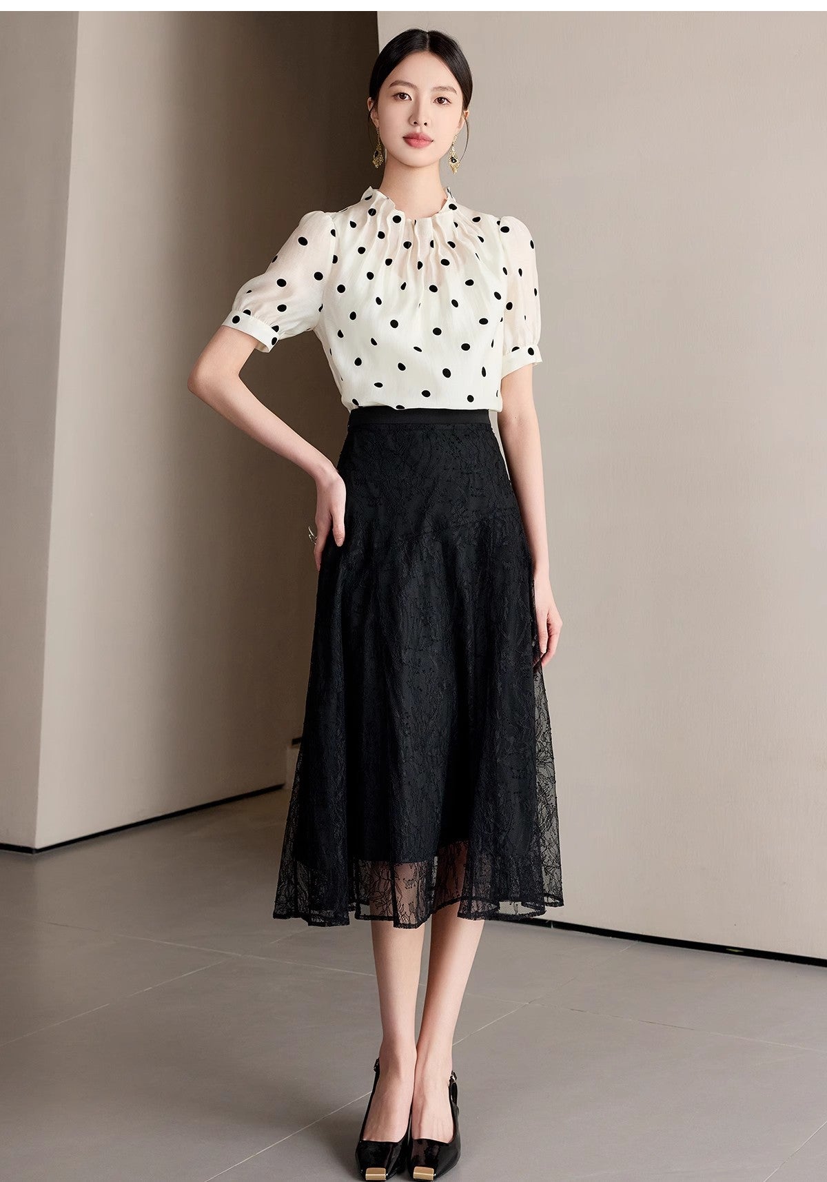 Summer New Short-Sleeved Design Romantic Polka Dot Women's Shirt Small Fresh and Stylish Tencel Skin-Friendly Small Stand-Up Collar Shirt