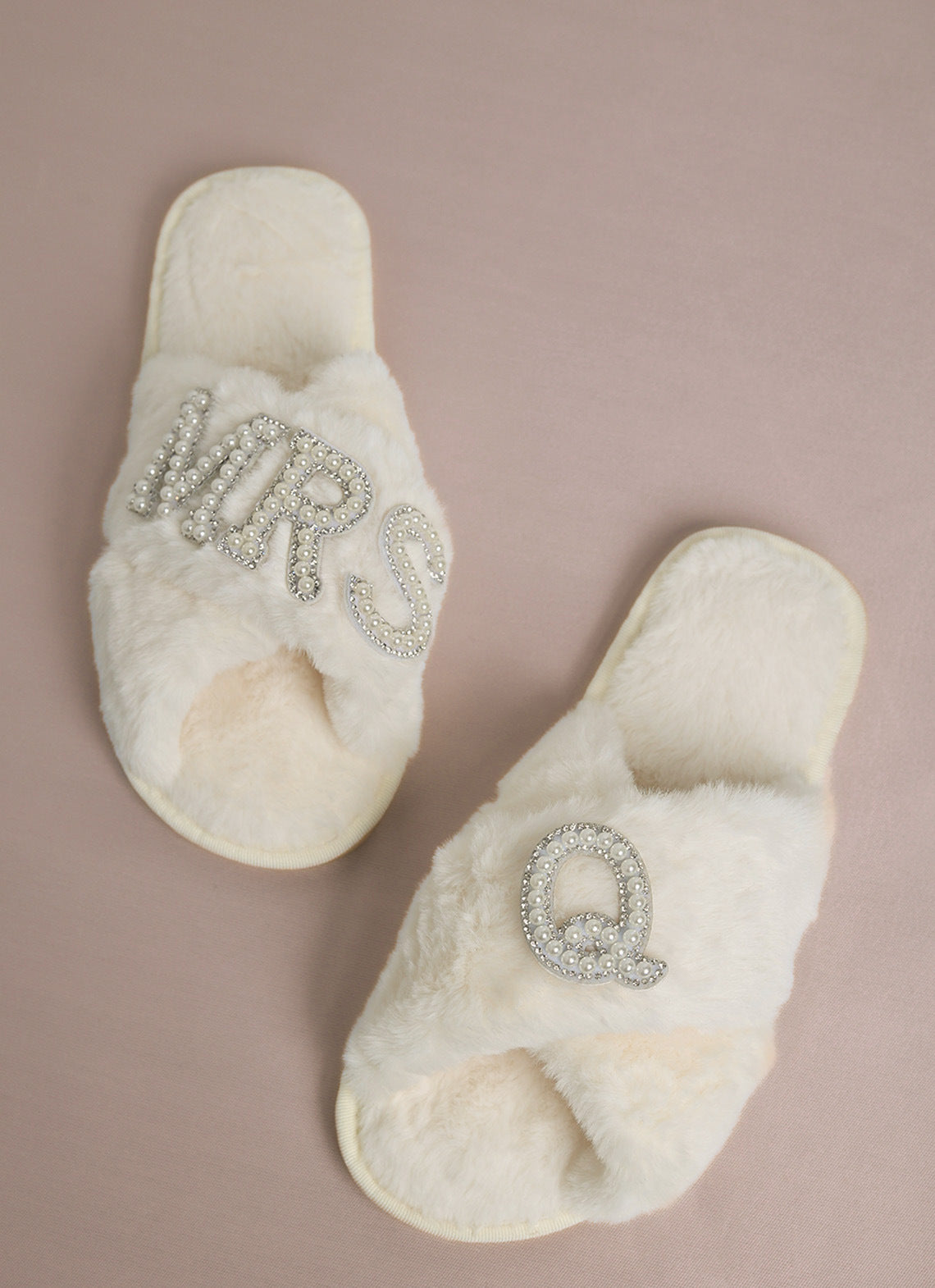 Cross-Border Popular Pearl Letters Bride Bridal Cross Fur Slippers Bachelor Party Wedding Plush Slippers for Women