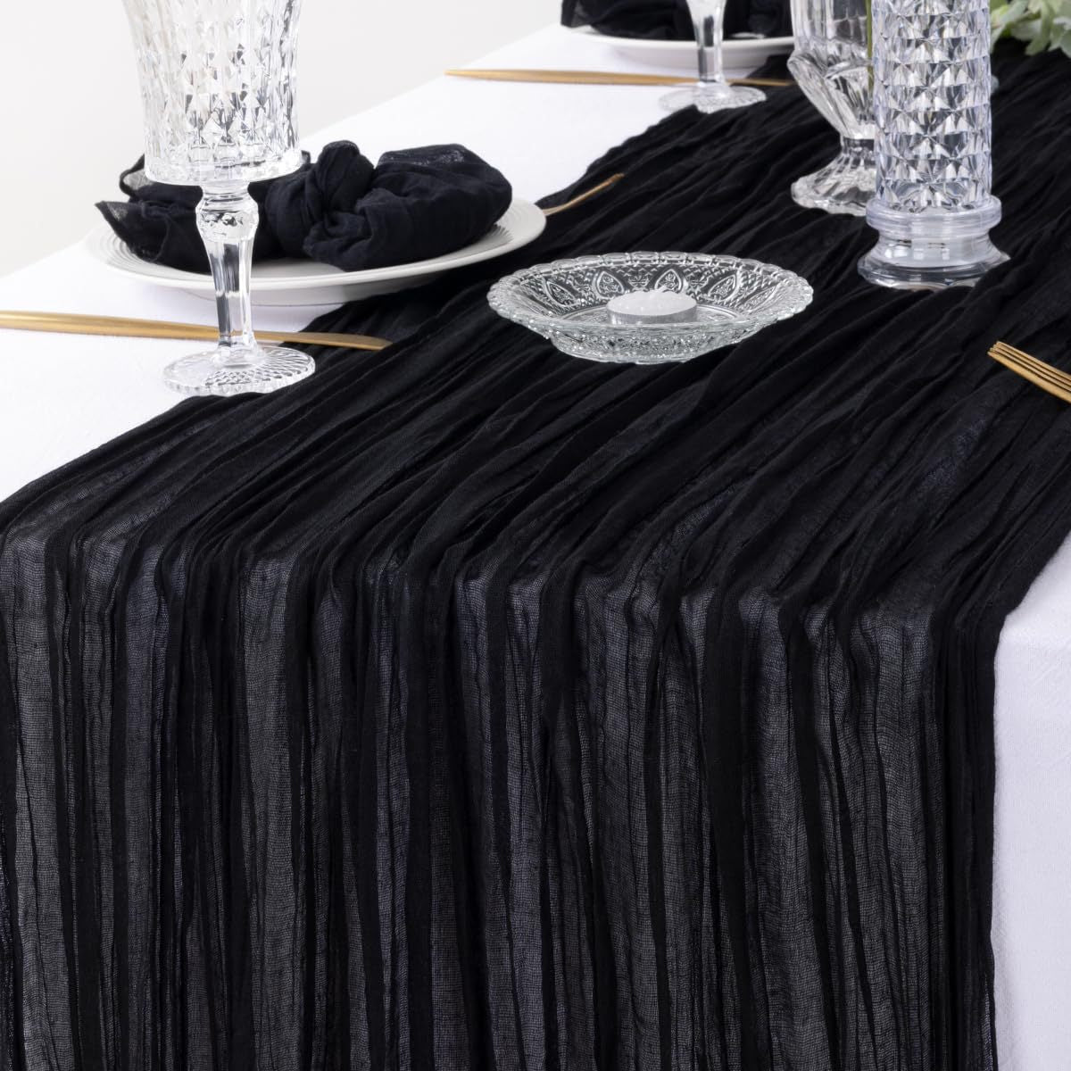 Cross-border foreign trade wholesale Bali yarn wrinkled table flag twist table flag tablecloth wedding party decoration wrinkled table flag