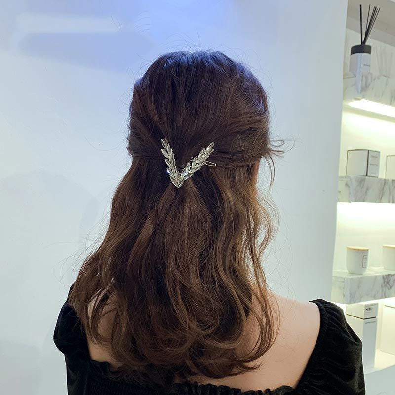 Crystal V-Shape Hair Clip