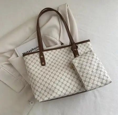 New Simple Fashion Large Capacity Niche Bag | Women's New Trend Delicate Comfortable Hand Bill Shoulder Bag