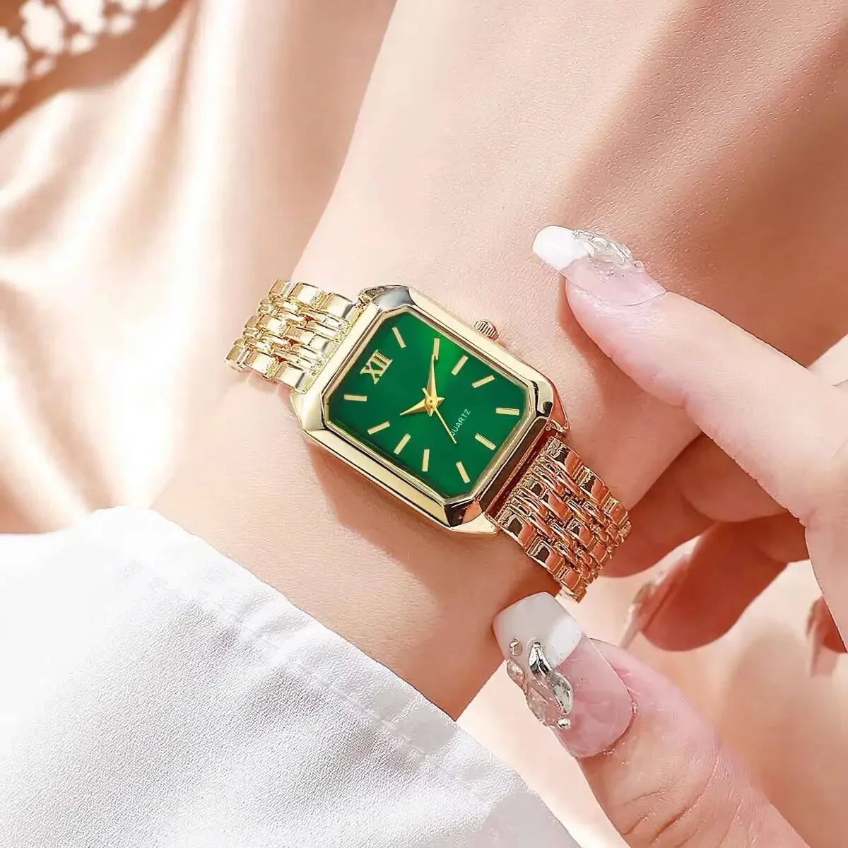 Luxury Women's Wristwatch | Elegant Ladies Gift Watch | Jewel Breeze
