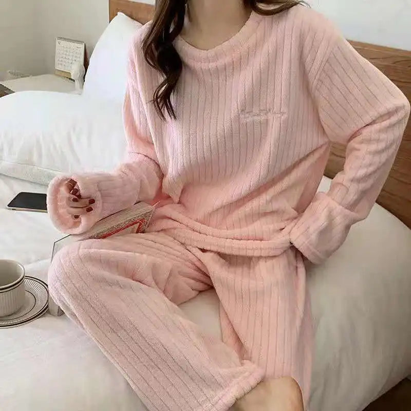 Women’s Warm Coral Velvet Pajamas, Cozy Winter Homewear Set