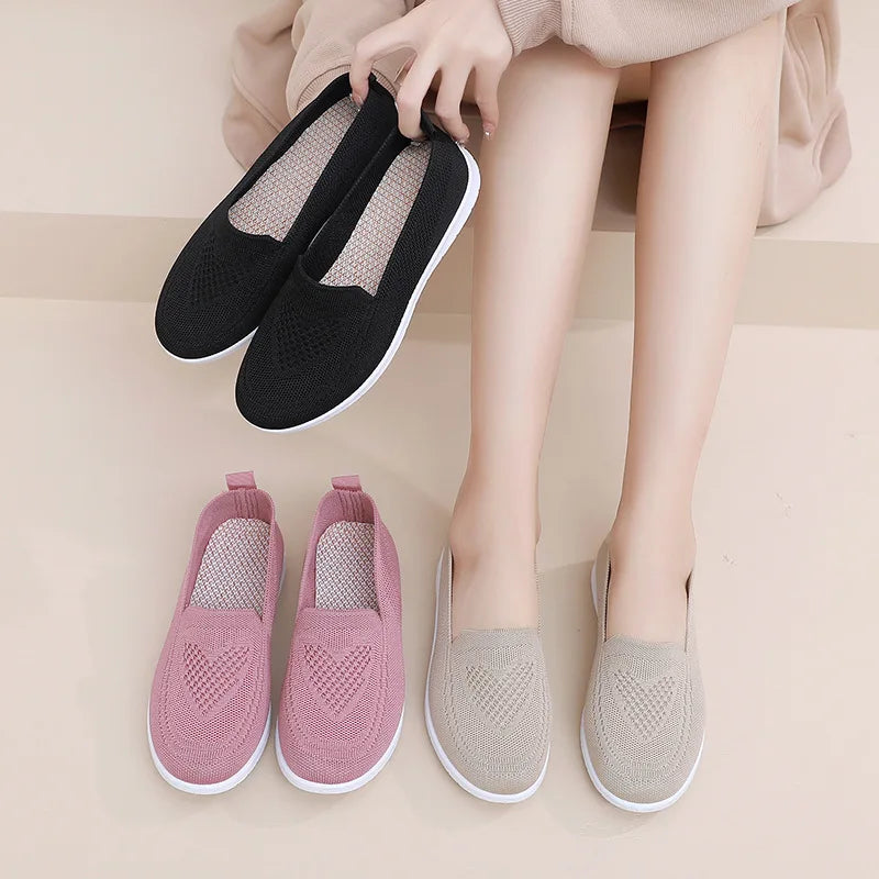 Women’s Casual Slip-On Shoes Breathable Flat Chunky Sole
