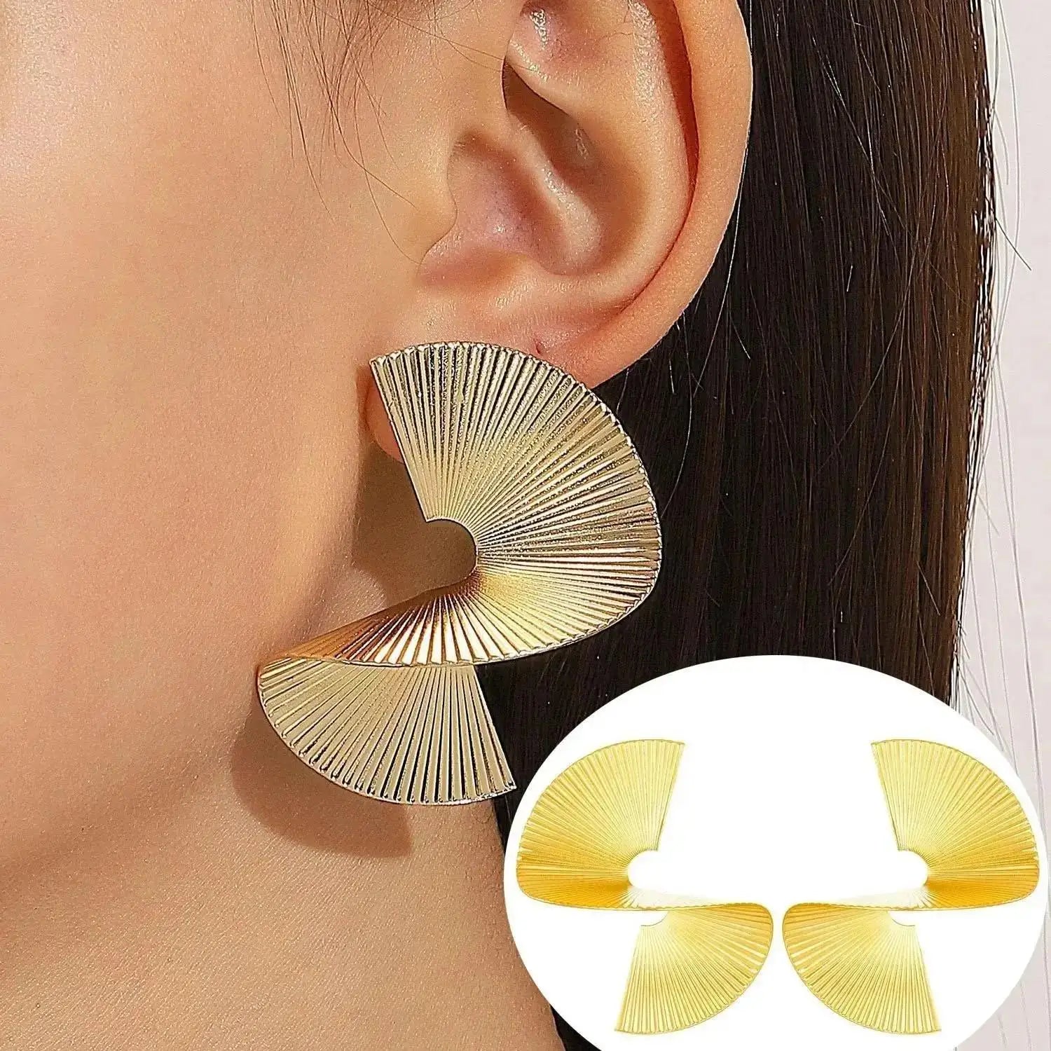 Vintage Pleated Geometric Earrings – Stainless Steel Statement Studs