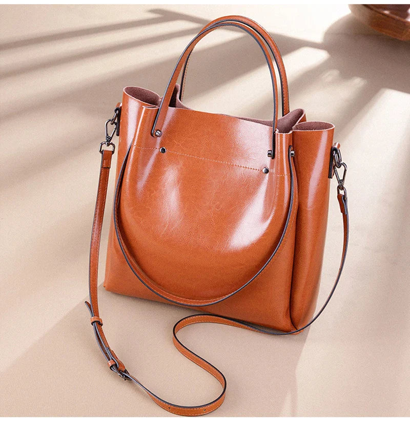 Vintage Cow Leather Shoulder Tote – Women’s Ruched Handbag