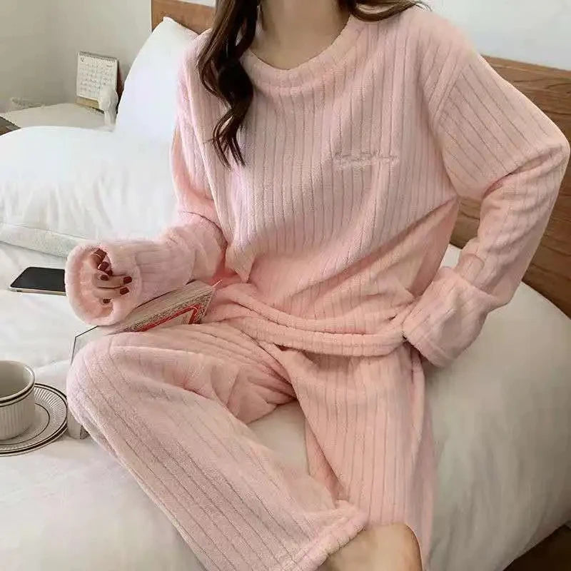 Women’s Warm Coral Velvet Pajamas, Cozy Winter Homewear Set