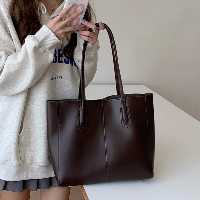 Vintage women's tote bag, new Korean version, large capacity, simple commuting bag,fashionable and versatile,single shoulder bag