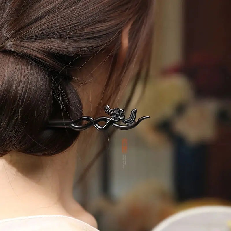 Sandalwood Flower Hairpin