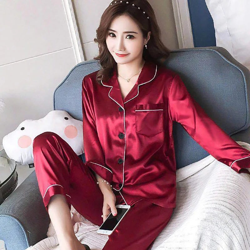 Women's Luxurious Satin Pajamas Set