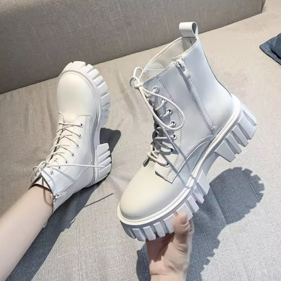 Women’s Leather Outdoor Boots – Non-Slip Walking Shoes with Soft Sole Comfort & Casual Fashion Style