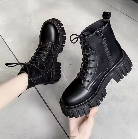 Women’s Leather Outdoor Boots – Non-Slip Walking Shoes with Soft Sole Comfort & Casual Fashion Style