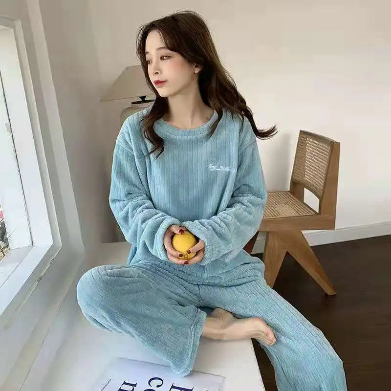 Women’s Warm Coral Velvet Pajamas, Cozy Winter Homewear Set