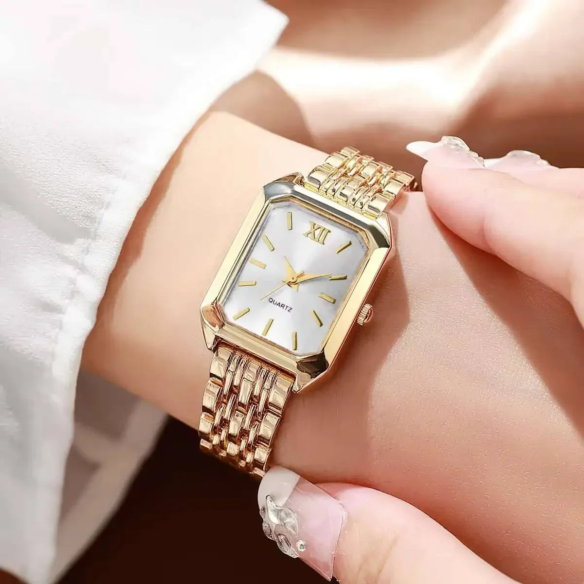 Luxury Women's Wristwatch | Elegant Ladies Gift Watch | Jewel Breeze