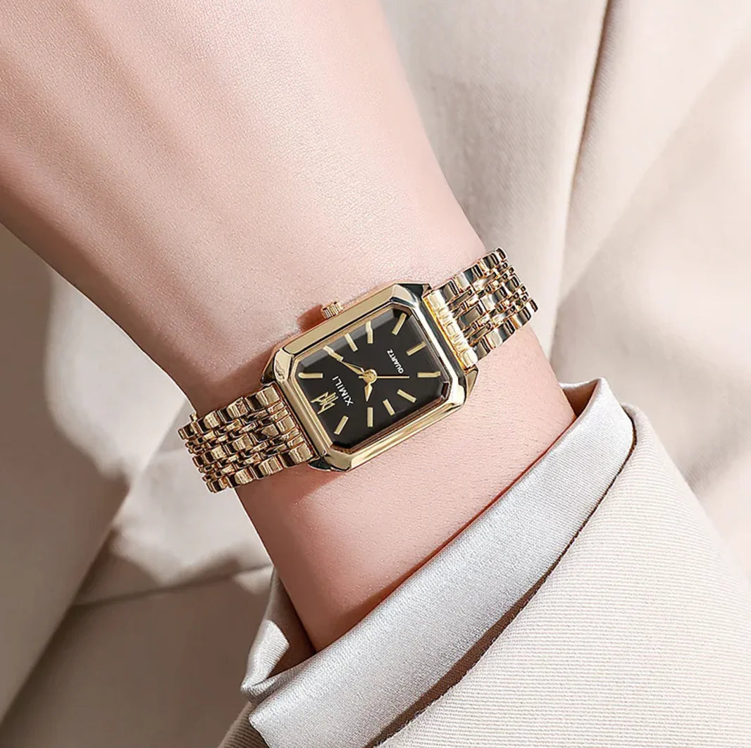 Reloj de mujer con correa de acero cuadrada